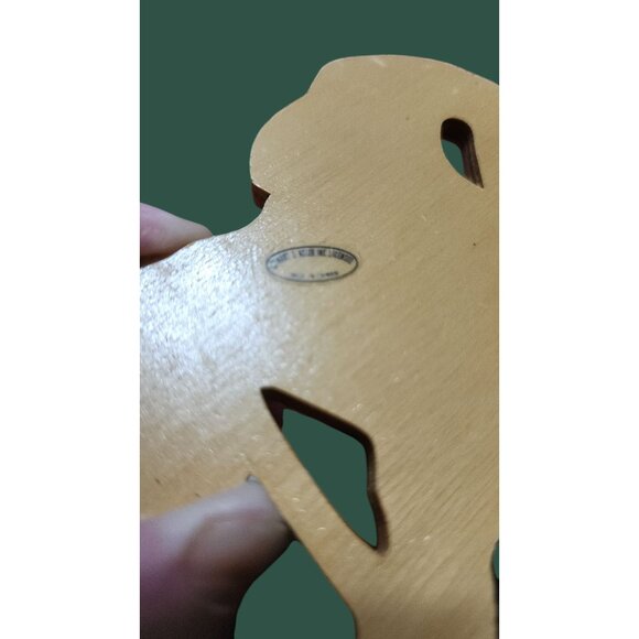 Kansas City Chiefs LED Light-Up Ornament & Wooden Bear Decoration Gift Set - Picture 4 of 10